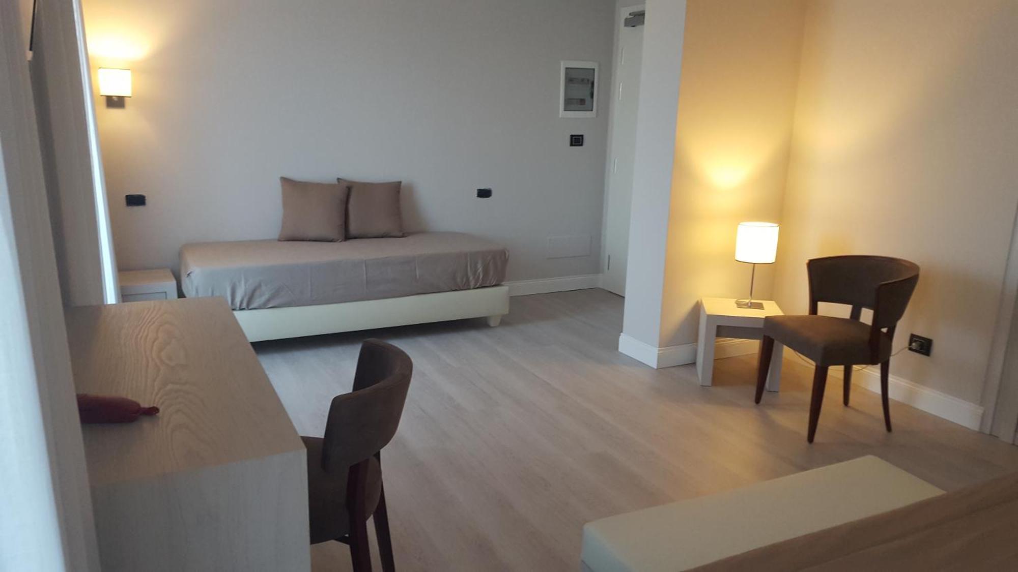 פיאטרה סנטה Hotel Villa Barsanti מראה חיצוני תמונה
