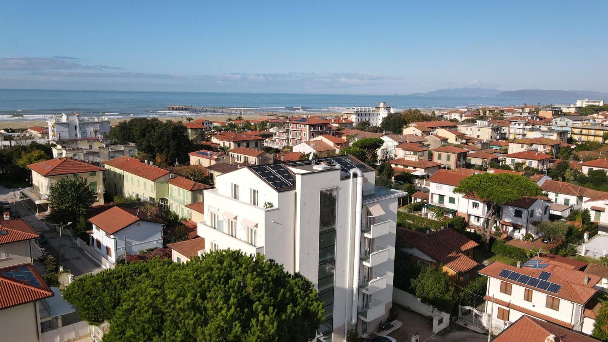 פיאטרה סנטה Hotel Villa Barsanti מראה חיצוני תמונה