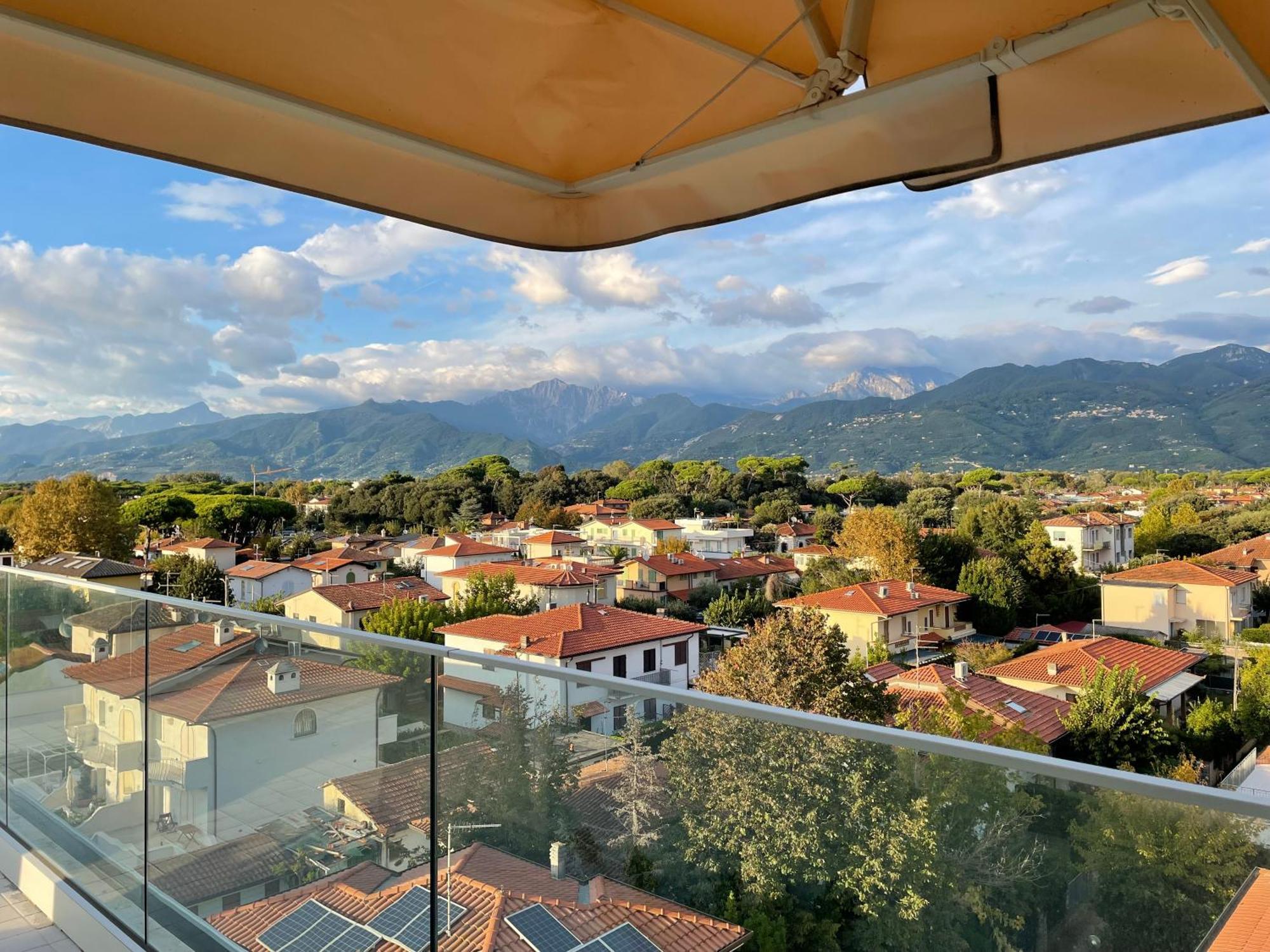 פיאטרה סנטה Hotel Villa Barsanti מראה חיצוני תמונה