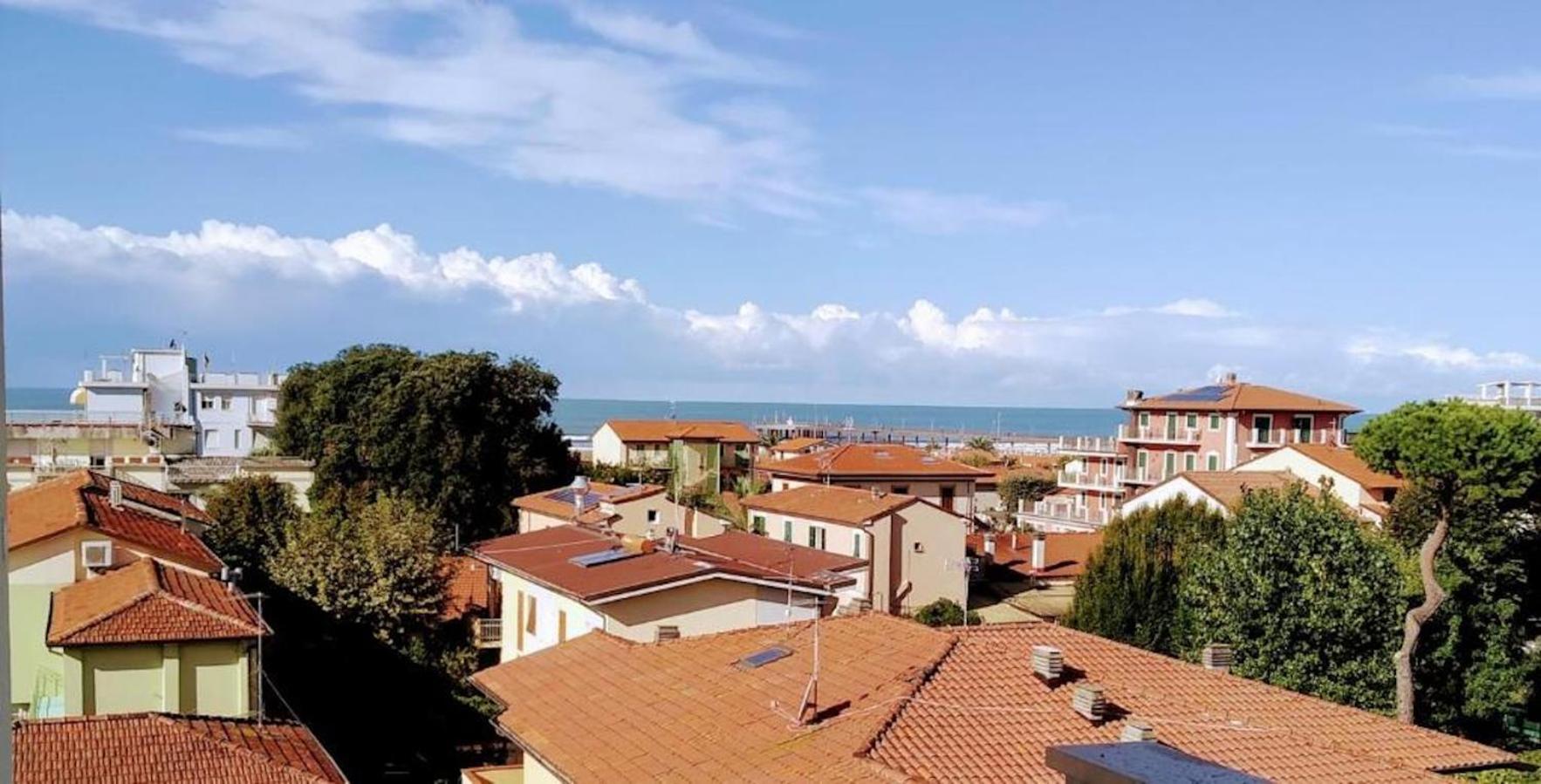 פיאטרה סנטה Hotel Villa Barsanti מראה חיצוני תמונה
